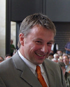 g_NeuerDirektor