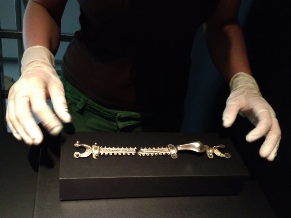 JdH _ Sword part with rolled curse tablet (c) Lisa Quade JdH _ Sword part with rolled curse tablet (c) Lisa Quade