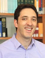 Dr. Julien Ogereau