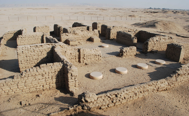 Amarna house O44.1 in the Main City North | Photo and ©Anna Hodgkinson