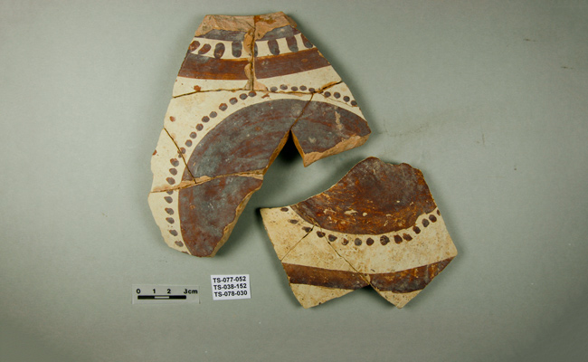Pottery from Tepe Sohz stylistic group that is local | Photos:  Tepe Sohz Restudy Projekt | © Johannes Greger