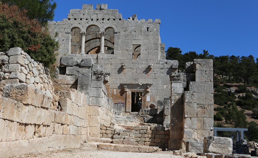 The east church in Alahan Manastir | © Philipp Pilhofer and Susanne Froehlich