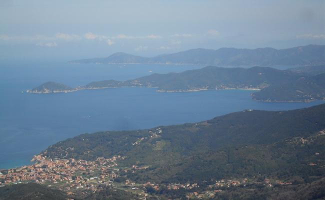 Northern coast of Elba | Photo: R. A. Eser/ © R. A. Eser